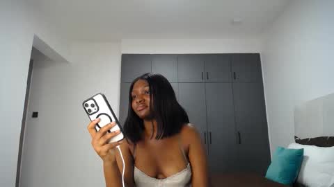 Liya online show from March 3, 2026, 11:49 am