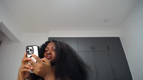 Snapshot of cute_ass18 chatting on July 15, 2026, 3:12 am Liya online show from July 15, 2026, 3:12 am