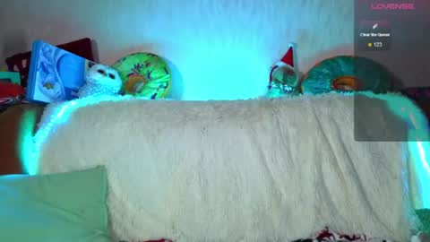 Snapshot of cute_betty chatting on June 27, 2026, 12:22 pm Betty online show from June 27, 2026, 12:22 pm