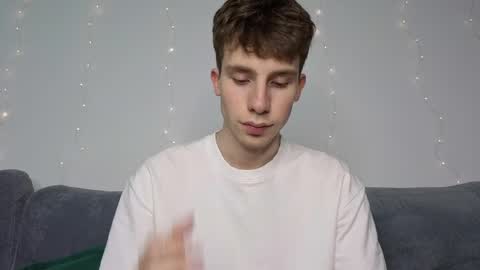 Snapshot of cute_brian chatting on May 26, 2026, 11:06 am Im Brian online show from May 26, 2026, 11:06 am