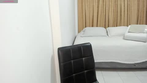 Sara online show from February 4, 2025, 2:39 am