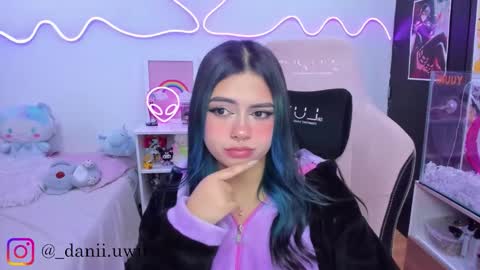 Dani  online show from November 11, 2025, 10:04 am