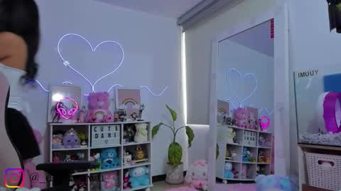 Dani  online show from February 13, 2026, 2:02 pm