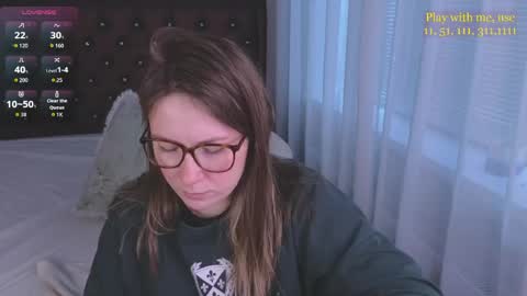 Snapshot of cute_darina chatting on April 25, 2026, 2:03 am Everyday stream in the same time online show from April 25, 2026, 2:03 am