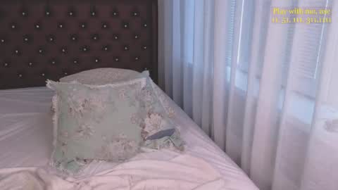 Snapshot of cute_darina chatting on April 28, 2026, 1:26 am Everyday stream in the same time online show from April 28, 2026, 1:26 am