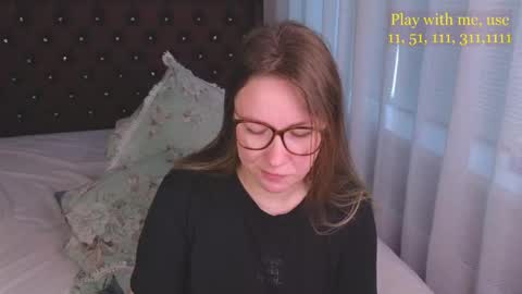 Snapshot of cute_darina chatting on June 9, 2026, 1:28 am Everyday stream in the same time online show from June 9, 2026, 1:28 am