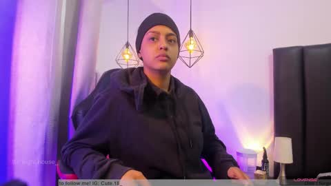 Snapshot of cute_elii chatting on June 5, 2026, 12:55 pm Independent Model online show from June 5, 2026, 12:55 pm