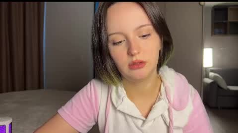 Snapshot of cute_emiliya chatting on April 3, 2026, 2:42 am Emily online show from April 3, 2026, 2:42 am