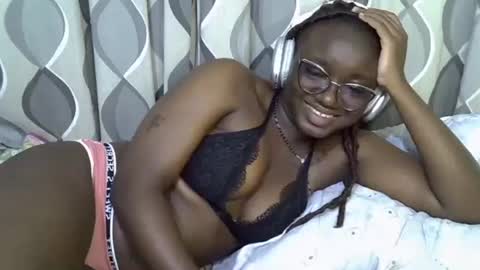 Snapshot of cute_gee chatting on June 3, 2026, 11:24 am daddysdoll online show from June 3, 2026, 11:24 am