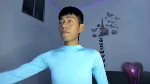 Snapshot of cute_horny_friends chatting on April 12, 2026, 9:31 pm AnderSamu online show from April 12, 2026, 9:31 pm