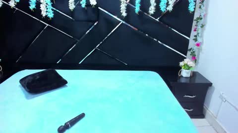 Isabella online show from November 5, 2025, 8:31 pm