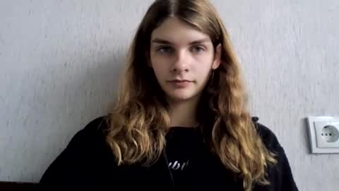 cute_kitte online show from December 15, 2024, 7:46 am