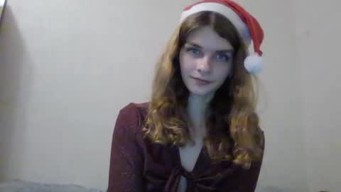 cute_kitte online show from December 25, 2024, 6:52 pm
