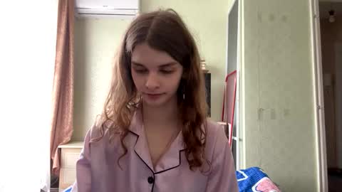cute_kitte online show from October 2, 2025, 6:31 am