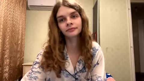cute_kitte online show from November 20, 2025, 10:09 pm