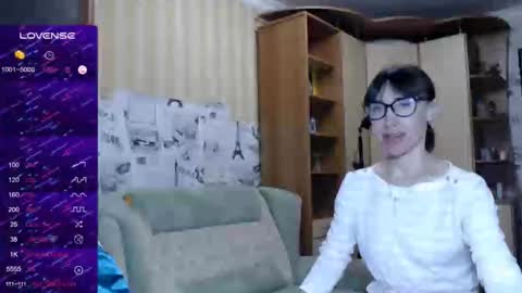 cute_lion_ online show from March 9, 2025, 11:14 am