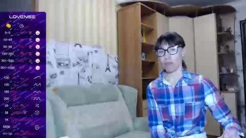 cute_lion_ online show from March 10, 2025, 11:53 am