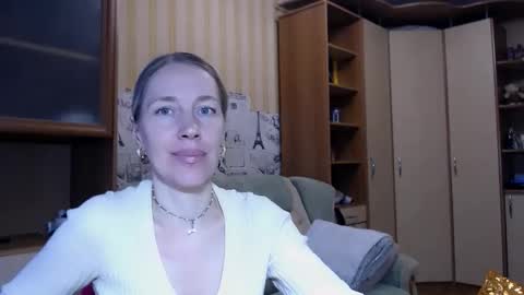 cute_lion_ online show from March 17, 2026, 2:53 pm