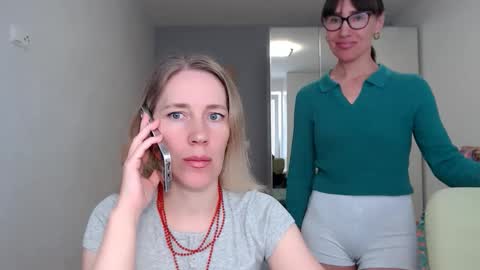 Snapshot of cute_lion_ chatting on May 10, 2026, 12:21 pm cute_lion_ online show from May 10, 2026, 12:21 pm
