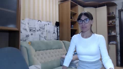 Snapshot of cute_lion_ chatting on June 7, 2026, 11:47 am cute_lion_ online show from June 7, 2026, 11:47 am