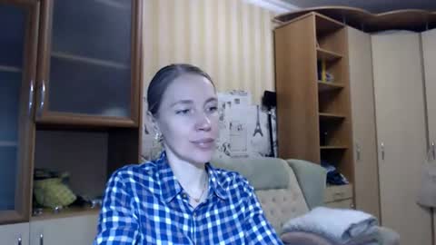 Snapshot of cute_lion_ chatting on June 17, 2026, 1:12 pm cute_lion_ online show from June 17, 2026, 1:12 pm