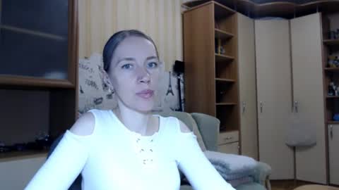 Snapshot of cute_lion_ chatting on July 7, 2026, 12:31 pm cute_lion_ online show from July 7, 2026, 12:31 pm