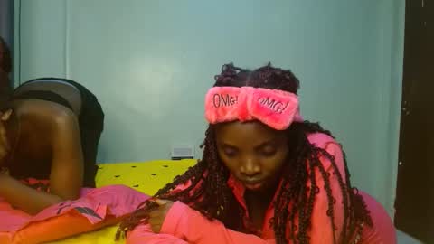 cute_lorna online show from April 17, 2026, 11:41 pm