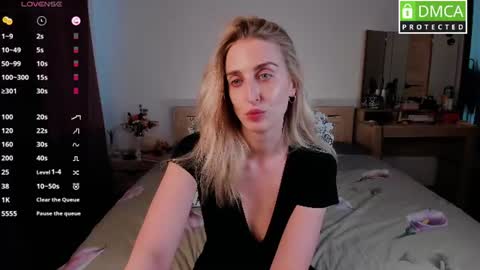 Snapshot of cute_milana chatting on July 18, 2026, 12:53 pm Milana online show from July 18, 2026, 12:53 pm