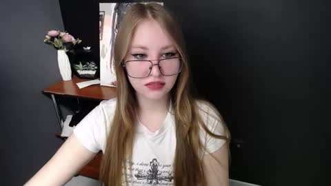 Veronica online show from April 6, 2026, 6:25 am