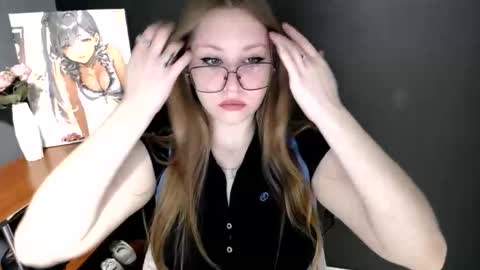 Snapshot of cute_minx chatting on June 1, 2026, 6:26 am Veronica online show from June 1, 2026, 6:26 am