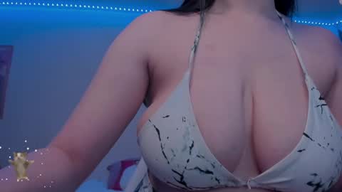Snapshot of cute_redface_ chatting on December 11, 2024, 4:28 am Bb online show from December 11, 2024, 4:28 am