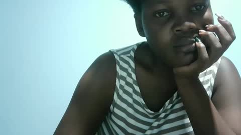 cute_roxie online show from January 24, 2025, 11:12 pm