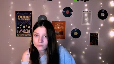 Youre Samanta online show from November 18, 2025, 7:40 pm