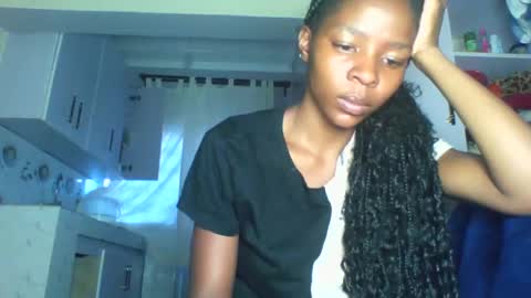 SHARON online show from May 5, 2026, 4:42 am
