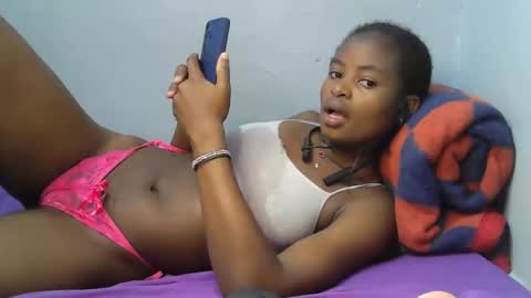 cute_shaniz online show from September 27, 2025, 6:18 am
