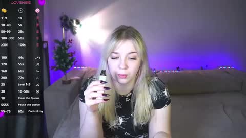 Sasha online show from January 15, 2025, 1:12 am