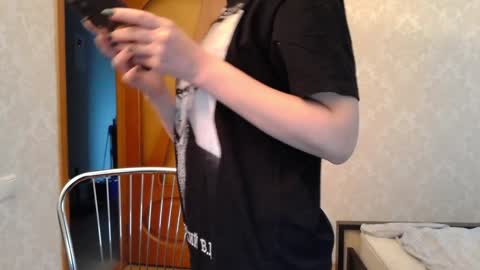 Snapshot of cute_strawberry_ chatting on December 13, 2024, 7:15 am cute_strawberry_ online show from December 13, 2024, 7:15 am