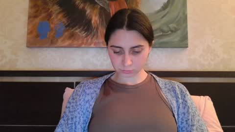 Snapshot of cute_strawberry_ chatting on December 16, 2024, 7:00 pm cute_strawberry_ online show from December 16, 2024, 7:00 pm