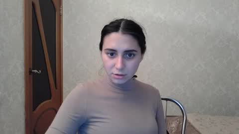 Snapshot of cute_strawberry_ chatting on December 21, 2024, 12:49 pm cute_strawberry_ online show from December 21, 2024, 12:49 pm