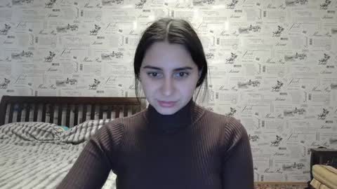 Snapshot of cute_strawberry_ chatting on December 25, 2024, 9:02 am cute_strawberry_ online show from December 25, 2024, 9:02 am