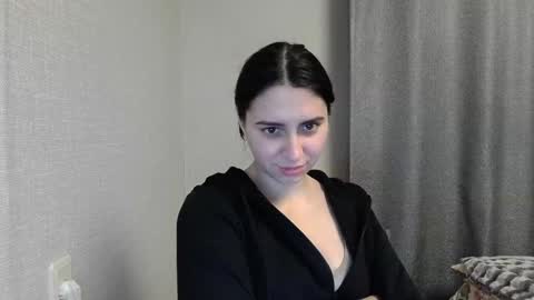 Snapshot of cute_strawberry_ chatting on December 28, 2024, 7:33 pm cute_strawberry_ online show from December 28, 2024, 7:33 pm