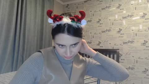 Snapshot of cute_strawberry_ chatting on December 31, 2024, 10:12 pm cute_strawberry_ online show from December 31, 2024, 10:12 pm
