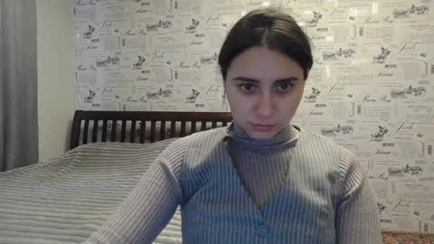 Snapshot of cute_strawberry_ chatting on January 1, 2025, 10:21 am cute_strawberry_ online show from January 1, 2025, 10:21 am