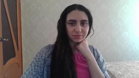Snapshot of cute_strawberry_ chatting on February 14, 2025, 6:23 am cute_strawberry_ online show from February 14, 2025, 6:23 am