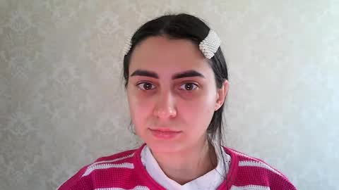 Snapshot of cute_strawberry_ chatting on October 5, 2025, 7:17 am cute_strawberry_ online show from October 5, 2025, 7:17 am