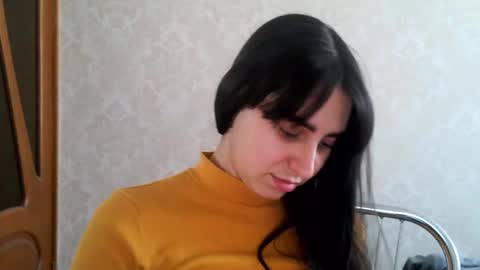 Snapshot of cute_strawberry_ chatting on October 14, 2025, 9:43 am cute_strawberry_ online show from October 14, 2025, 9:43 am