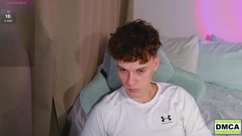 Thomas -  online show from December 4, 2025, 7:44 pm