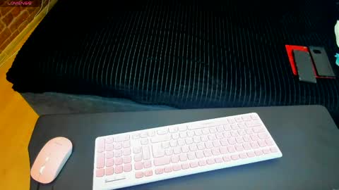 Tory online show from April 22, 2026, 7:48 pm