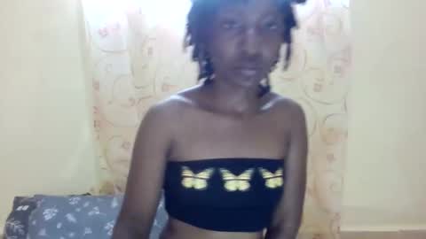 Snapshot of cute_xeniah chatting on September 16, 2025, 6:36 am cute_xeniah online show from September 16, 2025, 6:36 am