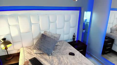 Snapshot of cutearii chatting on February 8, 2025, 11:34 pm CuteArii online show from February 8, 2025, 11:34 pm